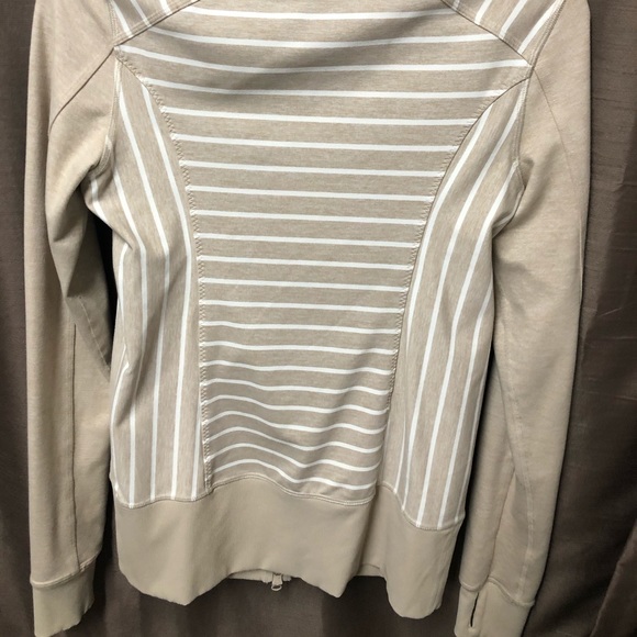 Lululemon Full Zip - Picture 5 of 5